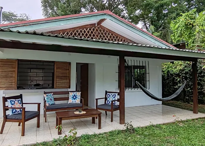 La Casita De Yan